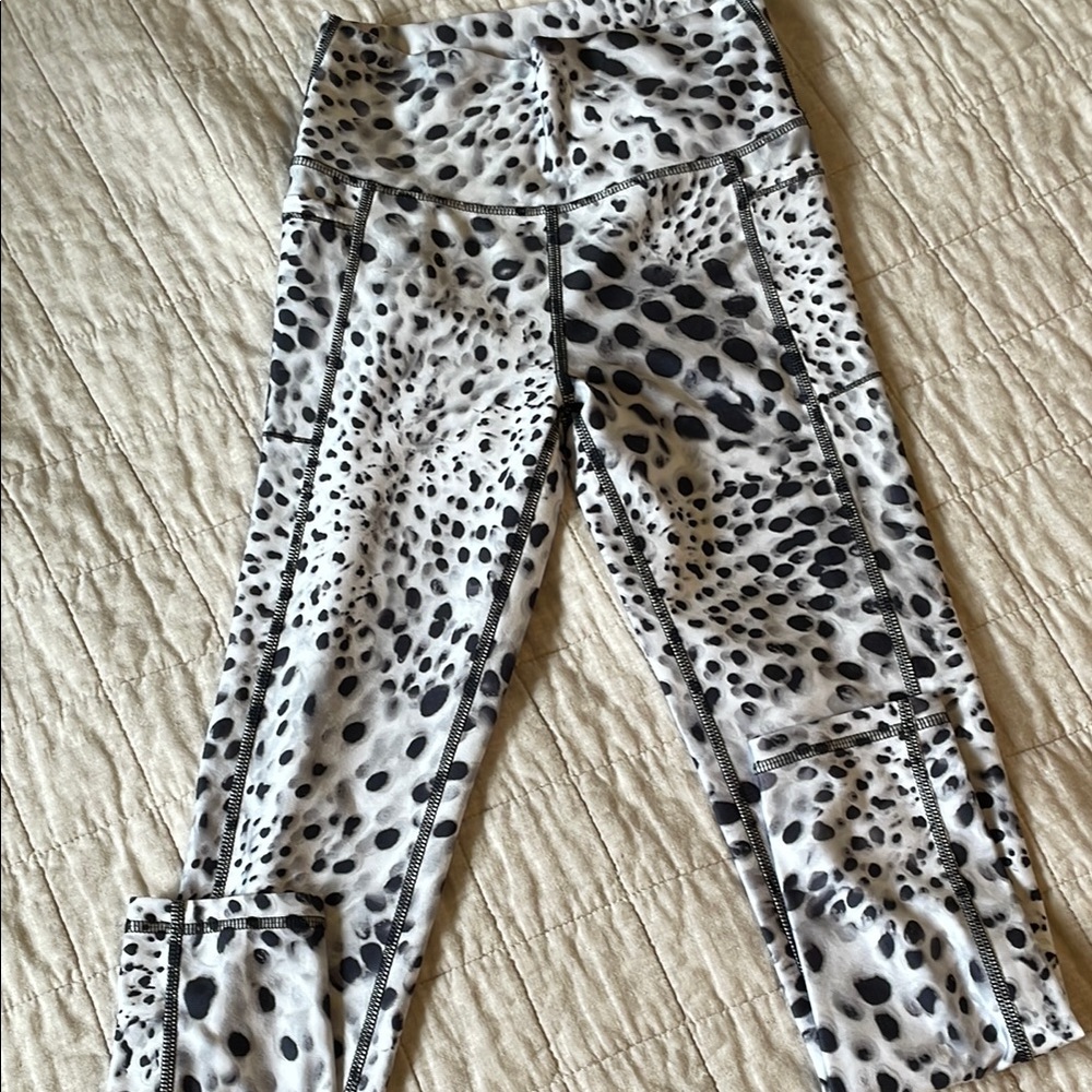 DSG Leggings, Size M